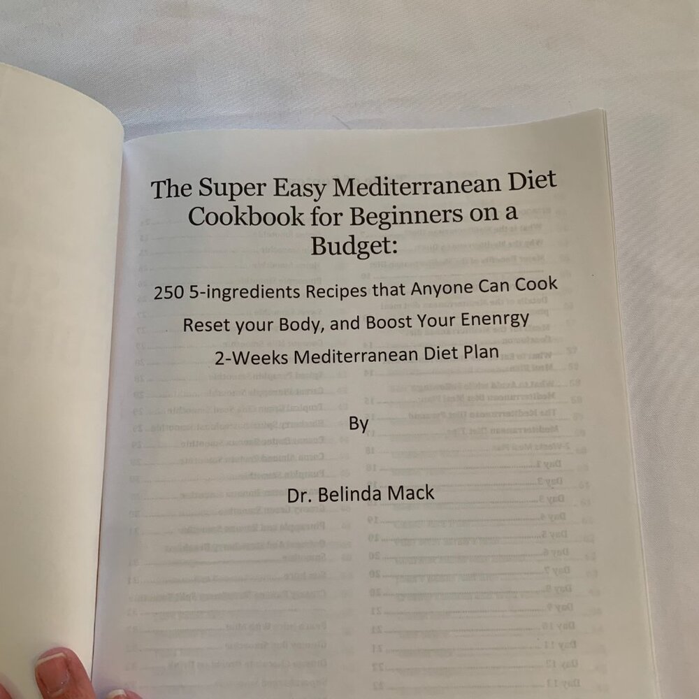 The Super Easy Mediterranean Diet Cookbook for beginners by Belinda Mack - Picture 2 of 3
